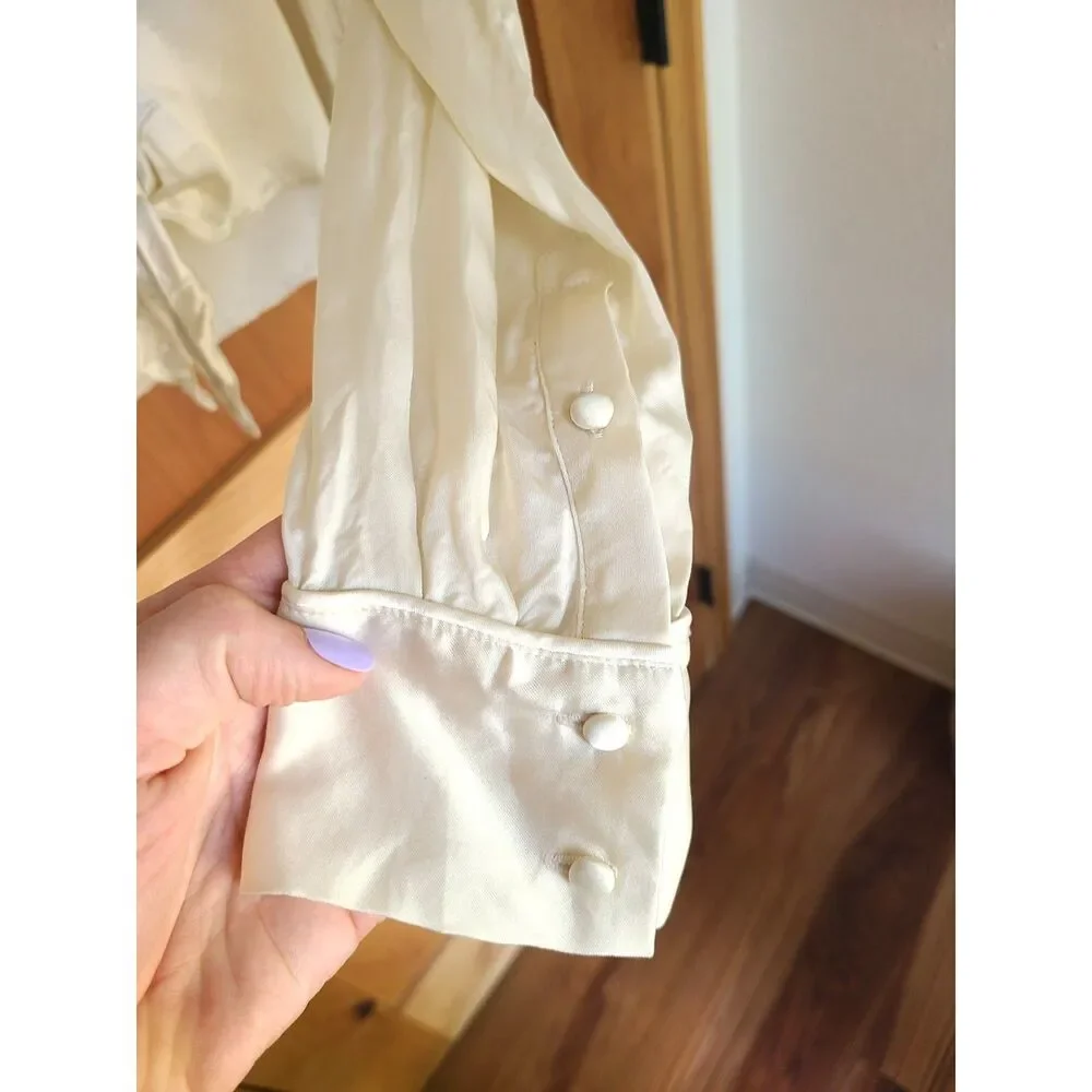 Wilfred 100% Cupro XS Ivory White Long Sleeve Tie Front Blouse Quiet Luxury - Picture 4 of 8